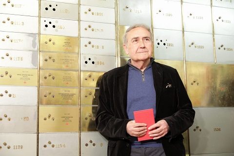 Vicente Molina Foix.