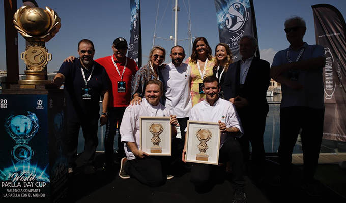 Los tres primeros clasificados en el World Paella Day 2022.