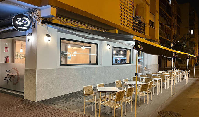 Terraza de Som de Mar.