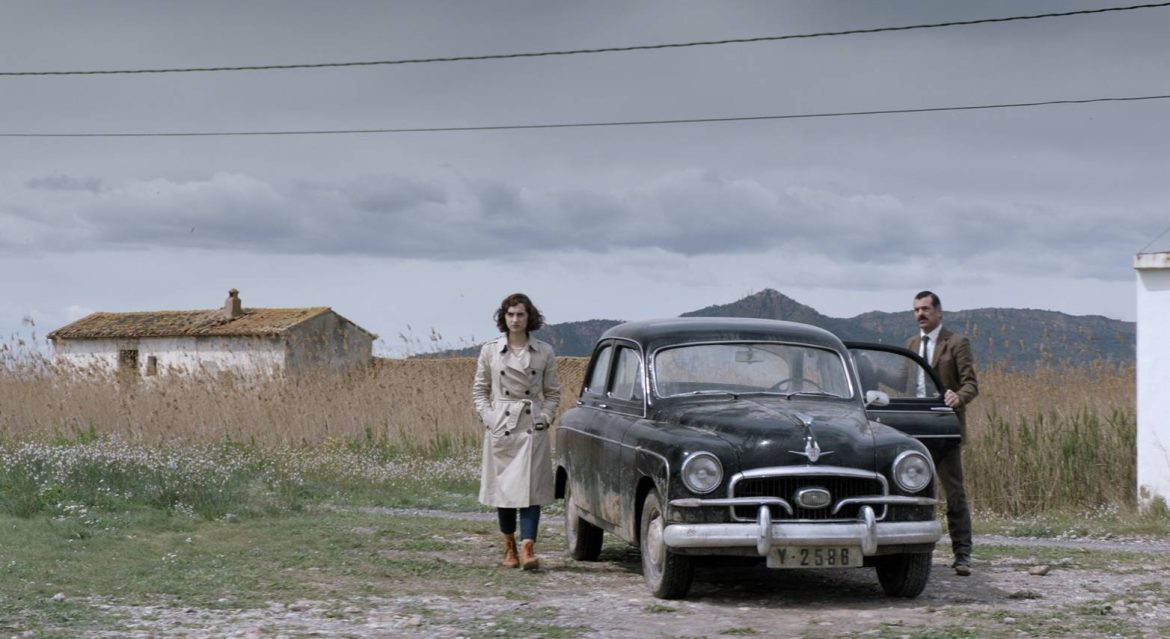 María Caballero y Morgan Blasco, en una escena de la película.