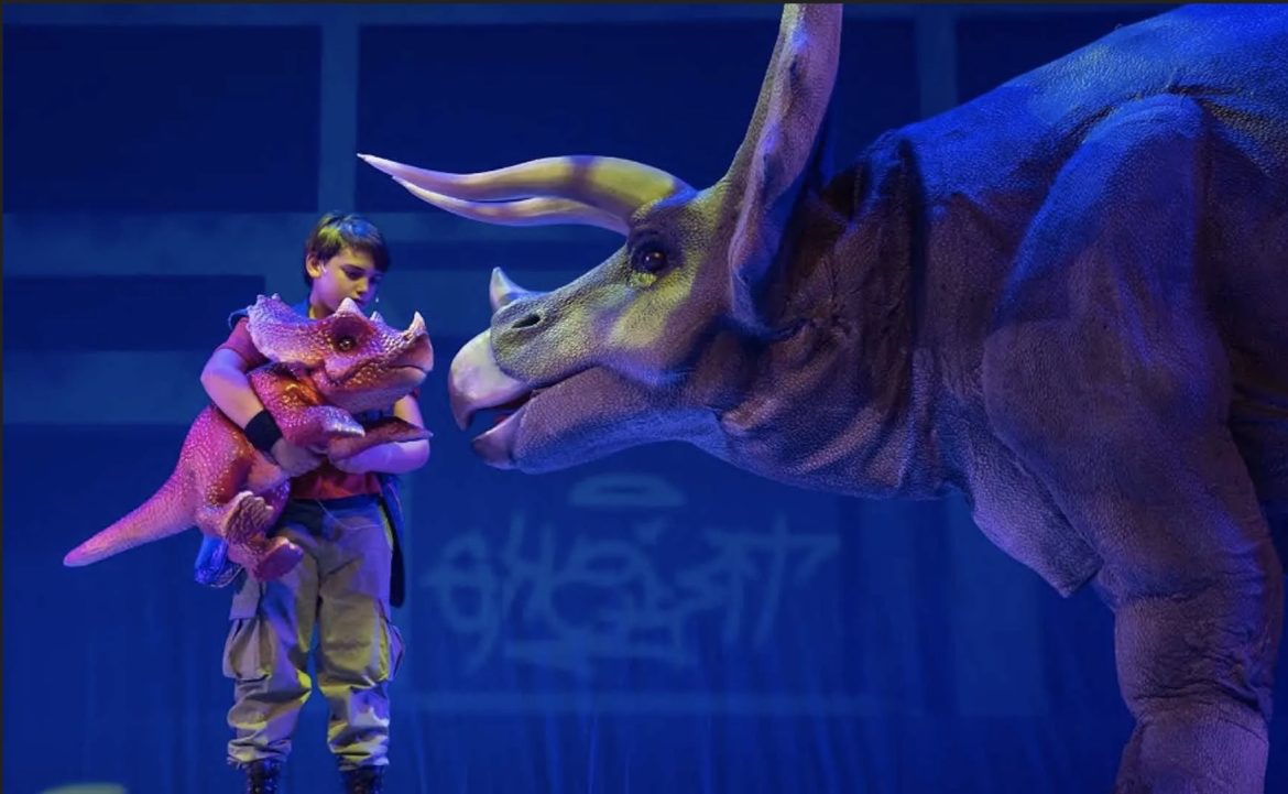 El joven actor valenciano Rafa Alarcón Lezcano, en «Dinosaurios y princesas»