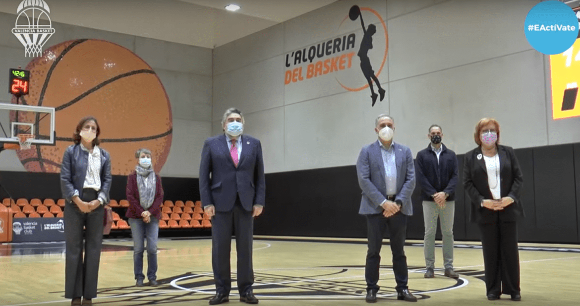 ministro de Cultura y Deporte, José Manuel Rodríguez Uribes en l'Alqueria del Basket