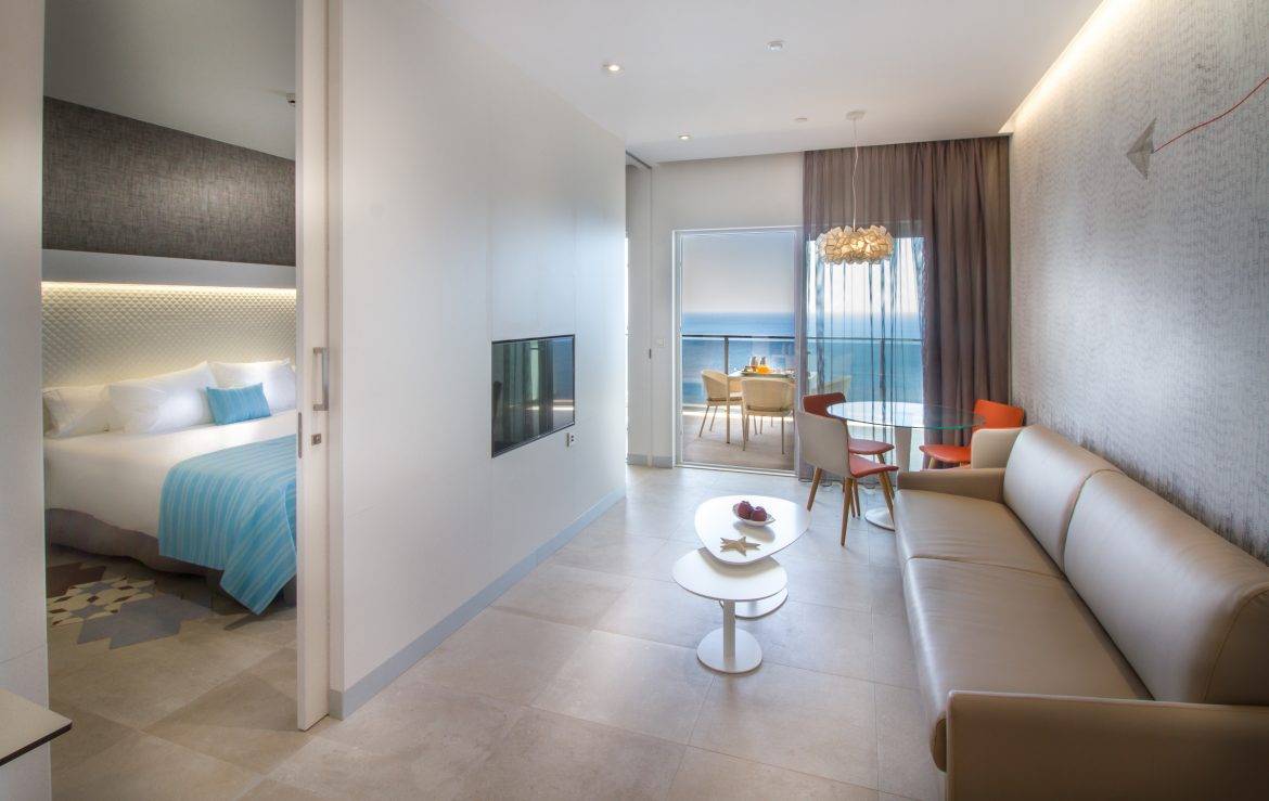 habitación hotel suitopía calpe